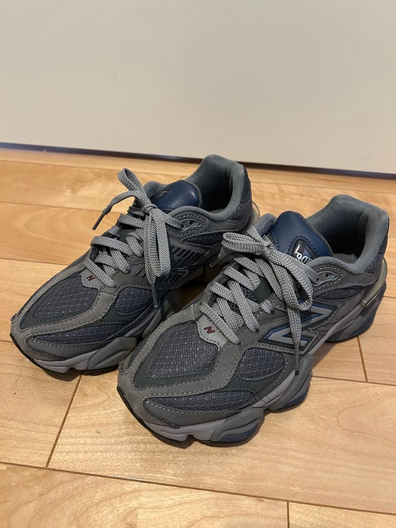 ニューバランス　U9060ECC グレー　23.5