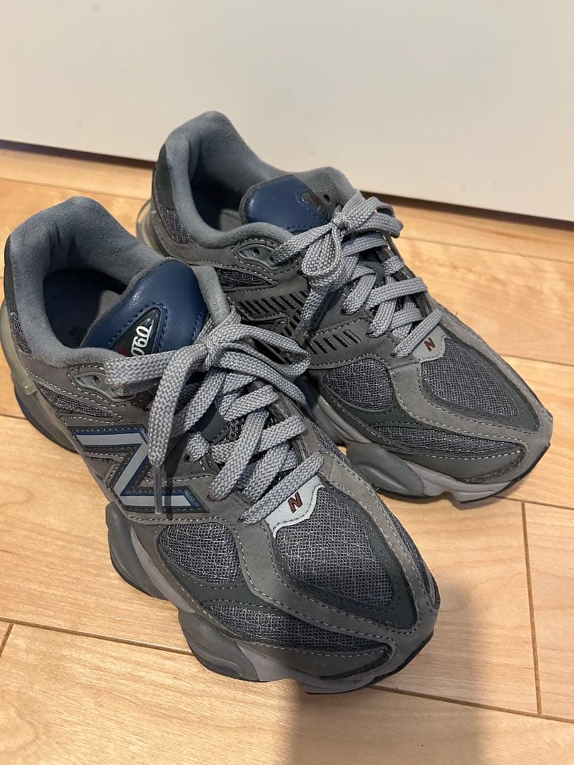 ニューバランス　U9060ECC グレー　23.5
