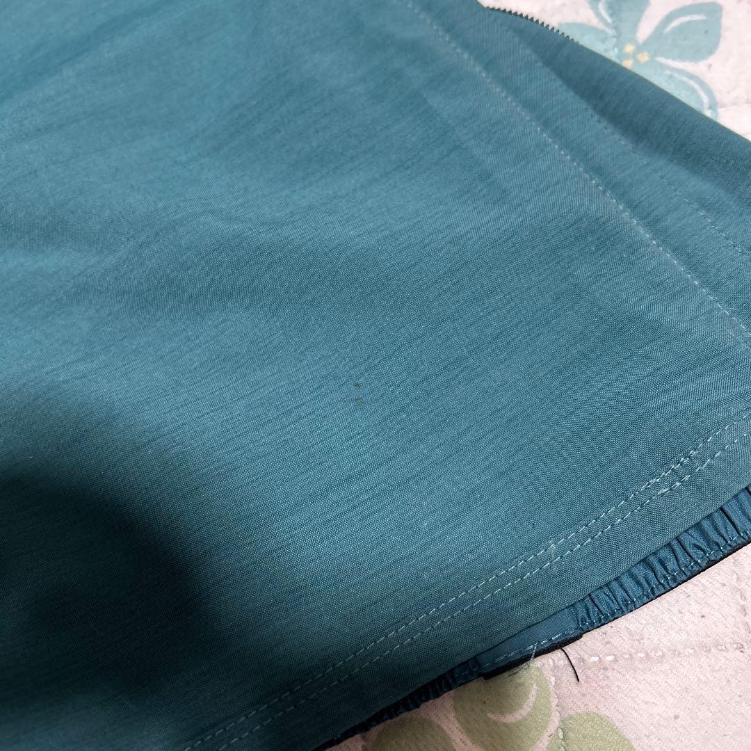 美品BURTONバートン　スキーウェア パンツ　ボトムスSグリーン　スノボウェア