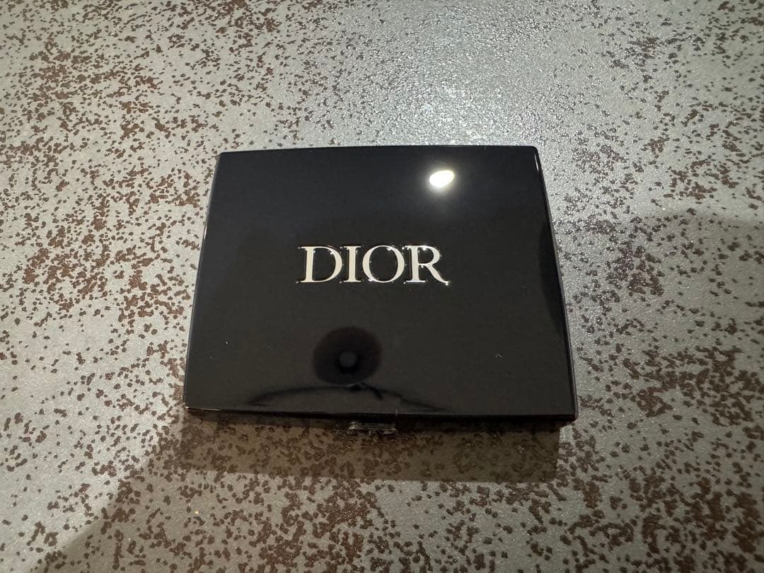 Dior DIORSHOW サンククルール 623 ピーチマニア