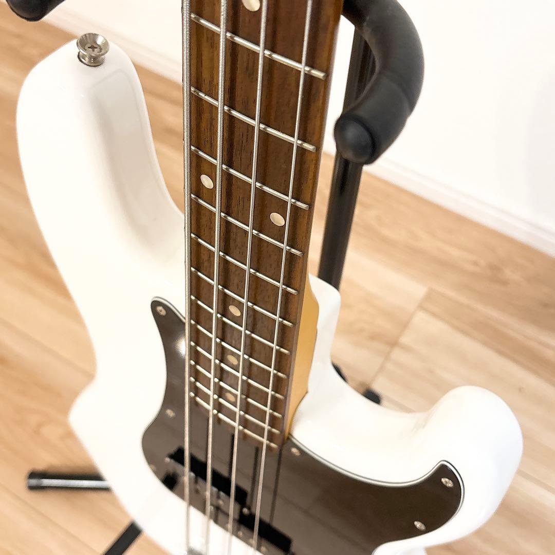 ✨激安価格✨ Squier by Fender プレシジョンベース 訳あり