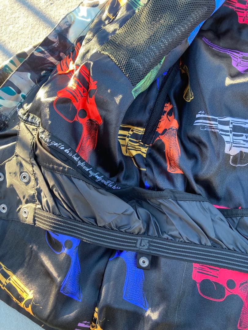 【希少】 BURTON コラボ アンディ ウォーホル スノーボード ジャケット