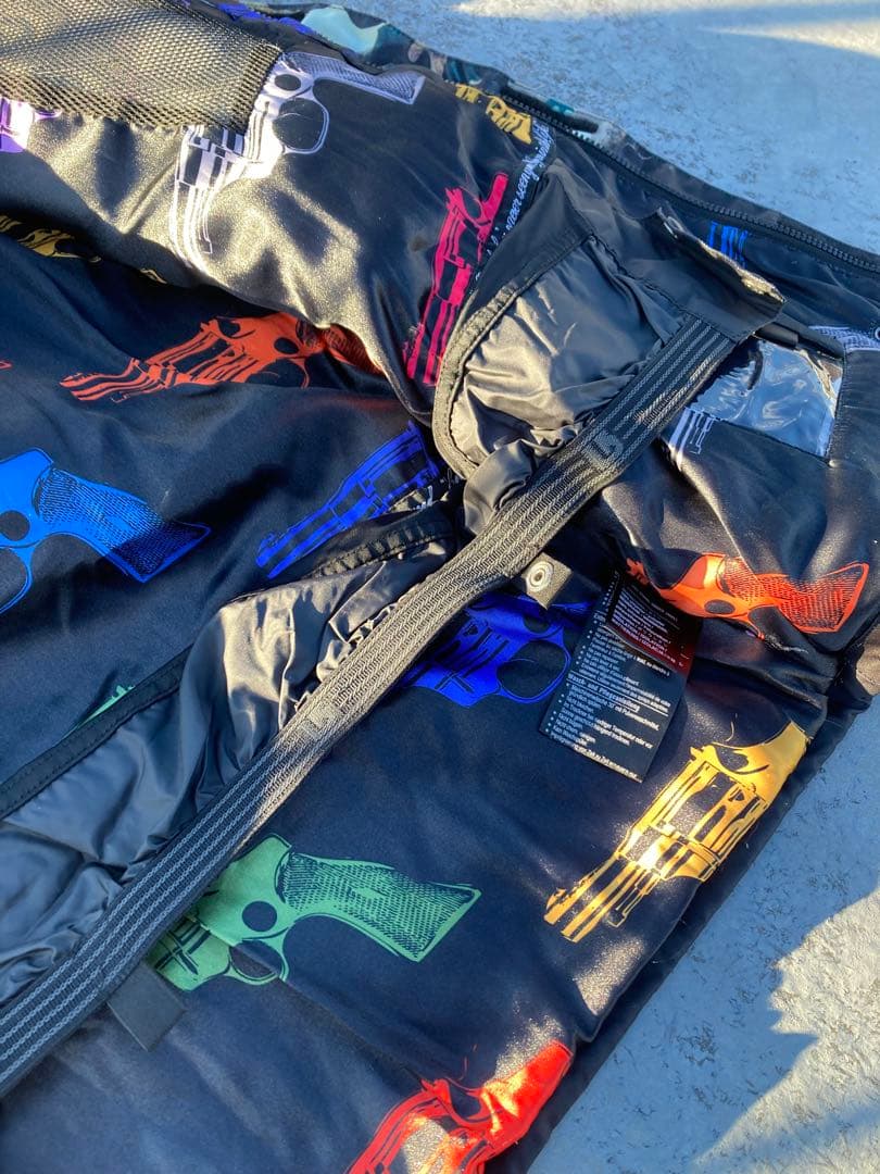 【希少】 BURTON コラボ アンディ ウォーホル スノーボード ジャケット