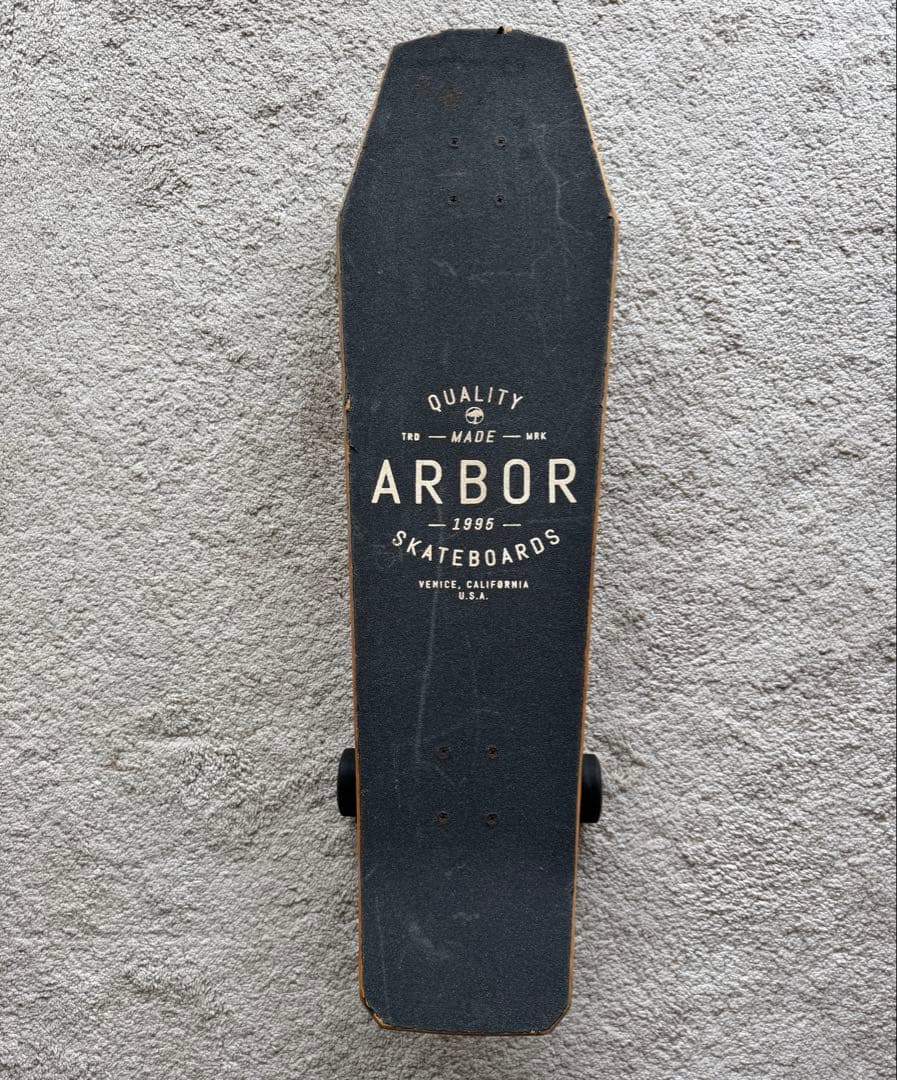 ARBOR PINEBOX スケートボード