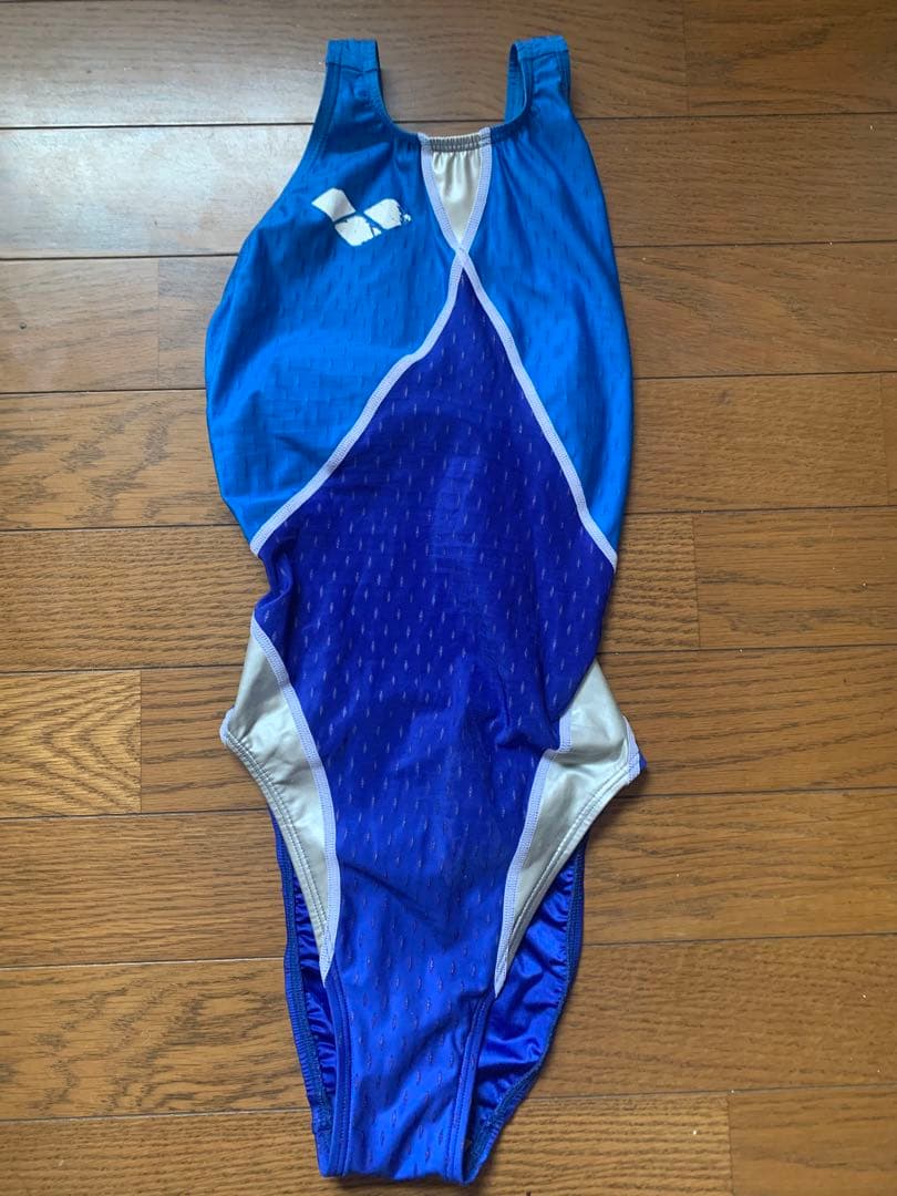廃盤 アリーナ 競泳水着 エールブルー カワセミ ハイレグ M - メルカリ