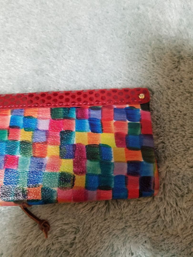 カーマイン　長財布　レザー　ハリネズミ　ブロックチェック×ドット　日本製