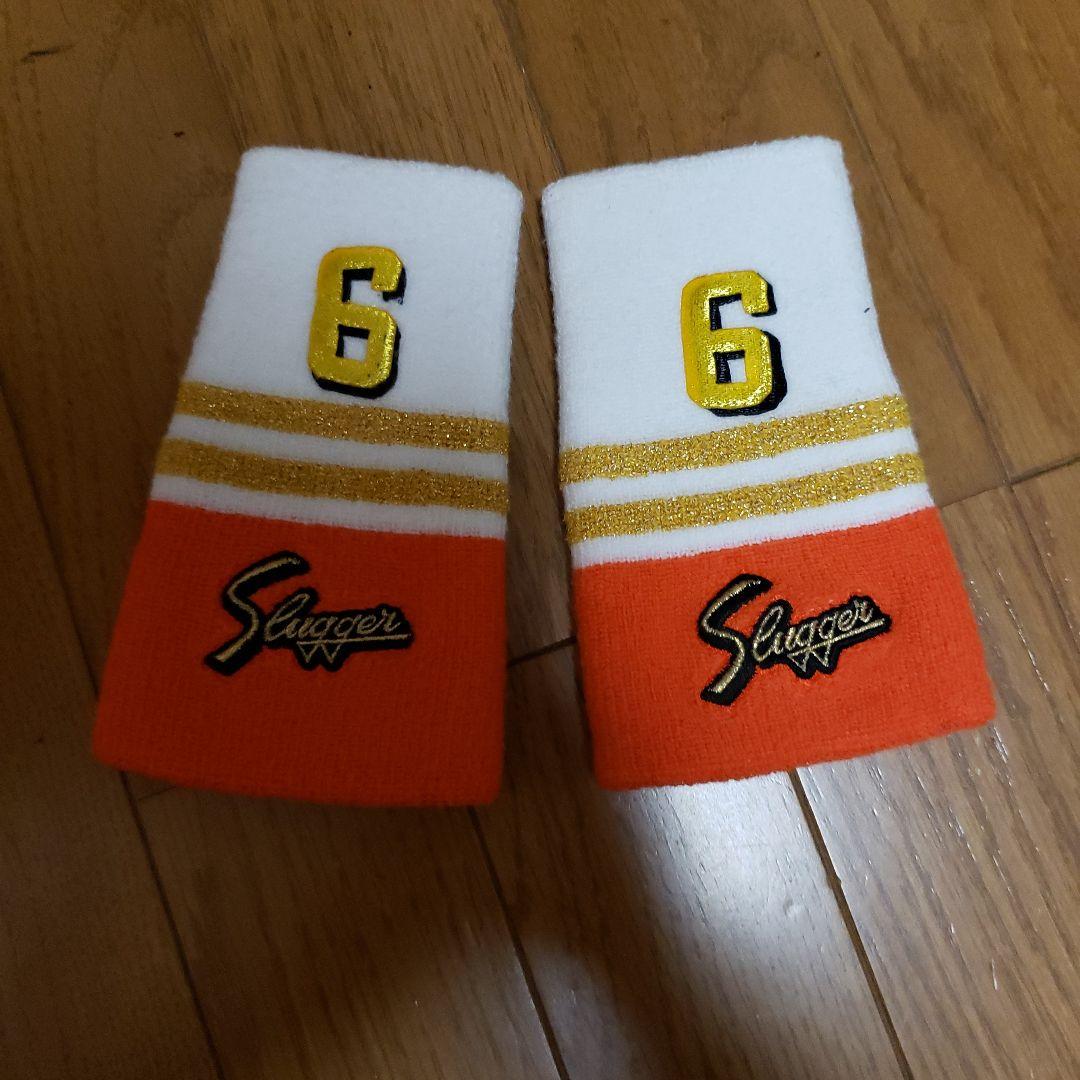 阪神タイガース 金本知憲選手 リストバンド - メルカリ