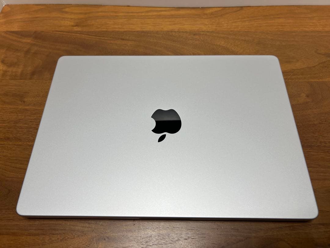 美品&高性能❗️MacBook Pro M1Pro 14in 32&1TB シルバ