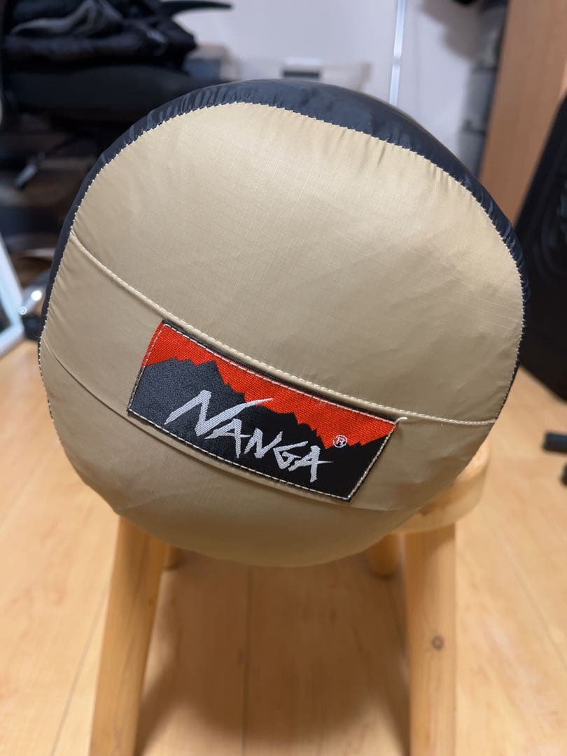 NANGA オーロラ 600DX シュラフ　レギュラー