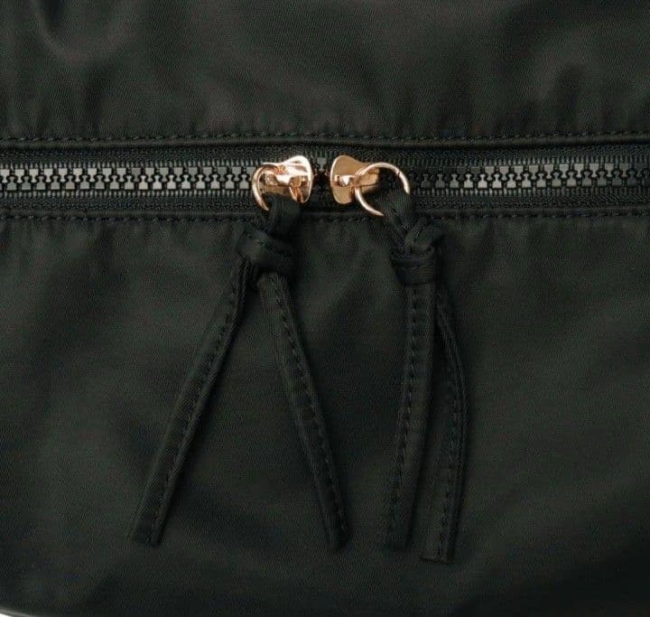 A*y様 美品 Repetto ナイロンバッグパック ブラック リュックバックパ