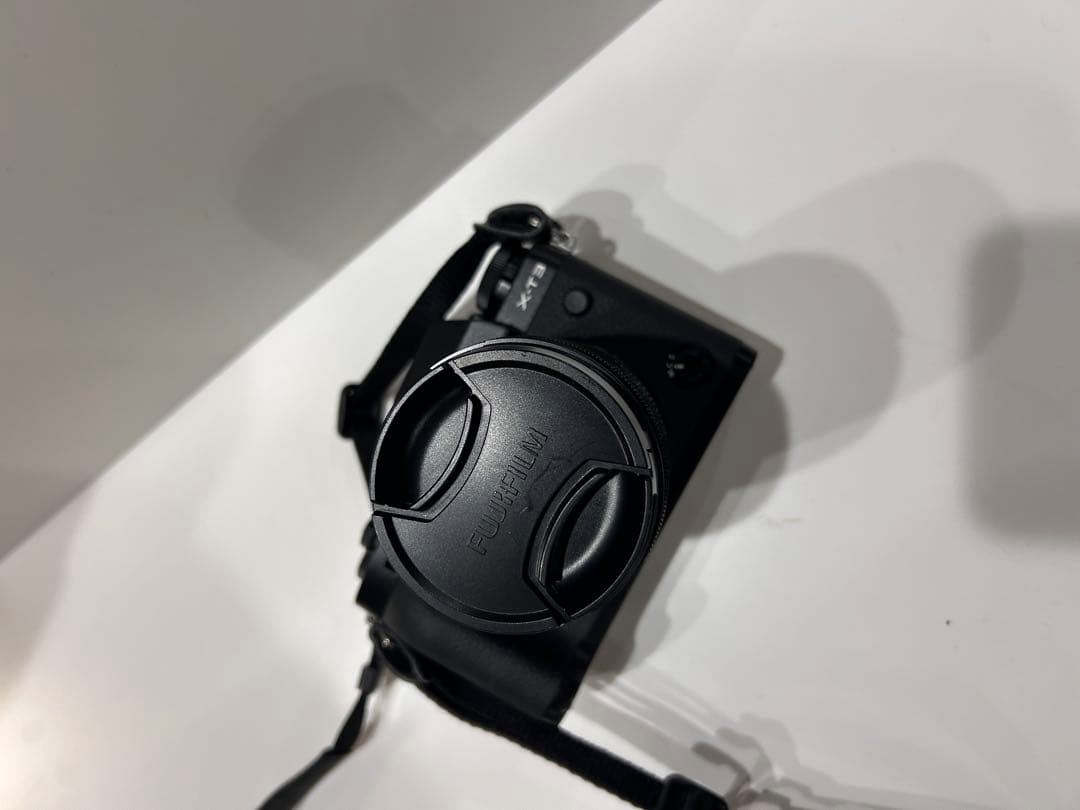 値下げ！！FUJIFILM X-T3 +XF18-55F2.8-4Rレンズセット