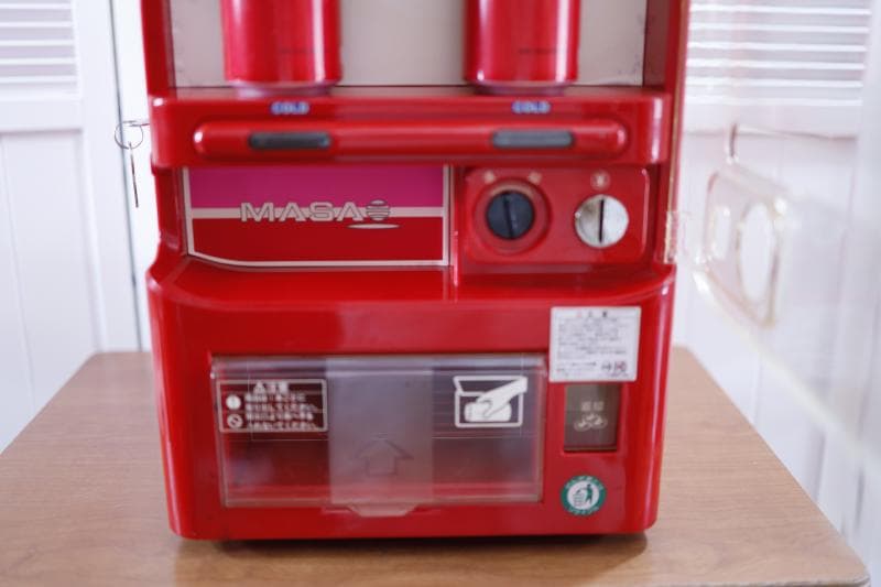 ◇マサオコーポレーション保冷庫 MSO-016R（赤）ミニ自動販売機型保冷