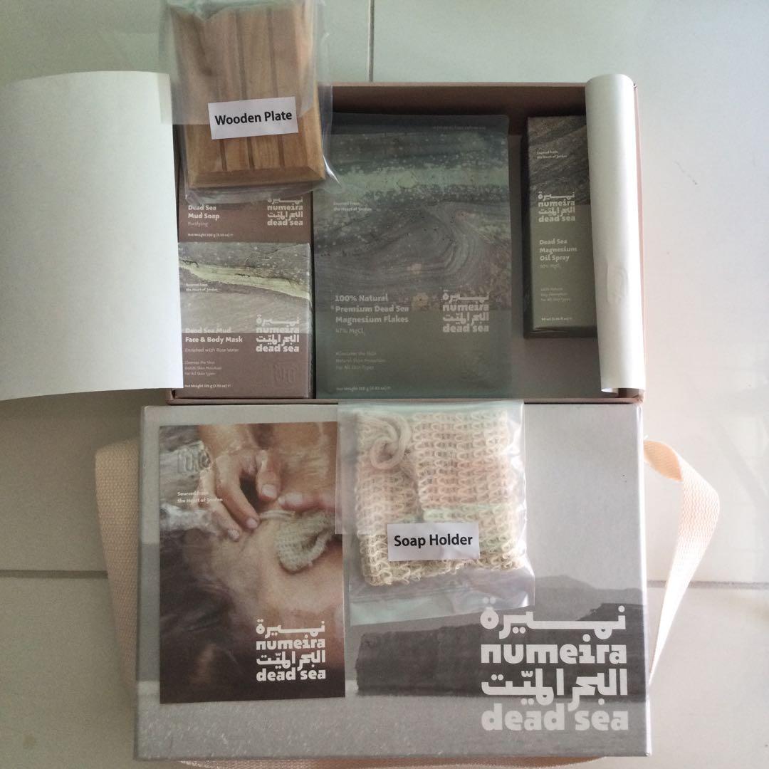 関西万博 ヨルダン館 人気の泥パック入り8点セット 新品 - メルカリ