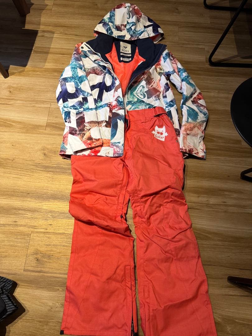 ROXYスノーボードウェア 手袋、ゴーグル、リフト券入5点セット