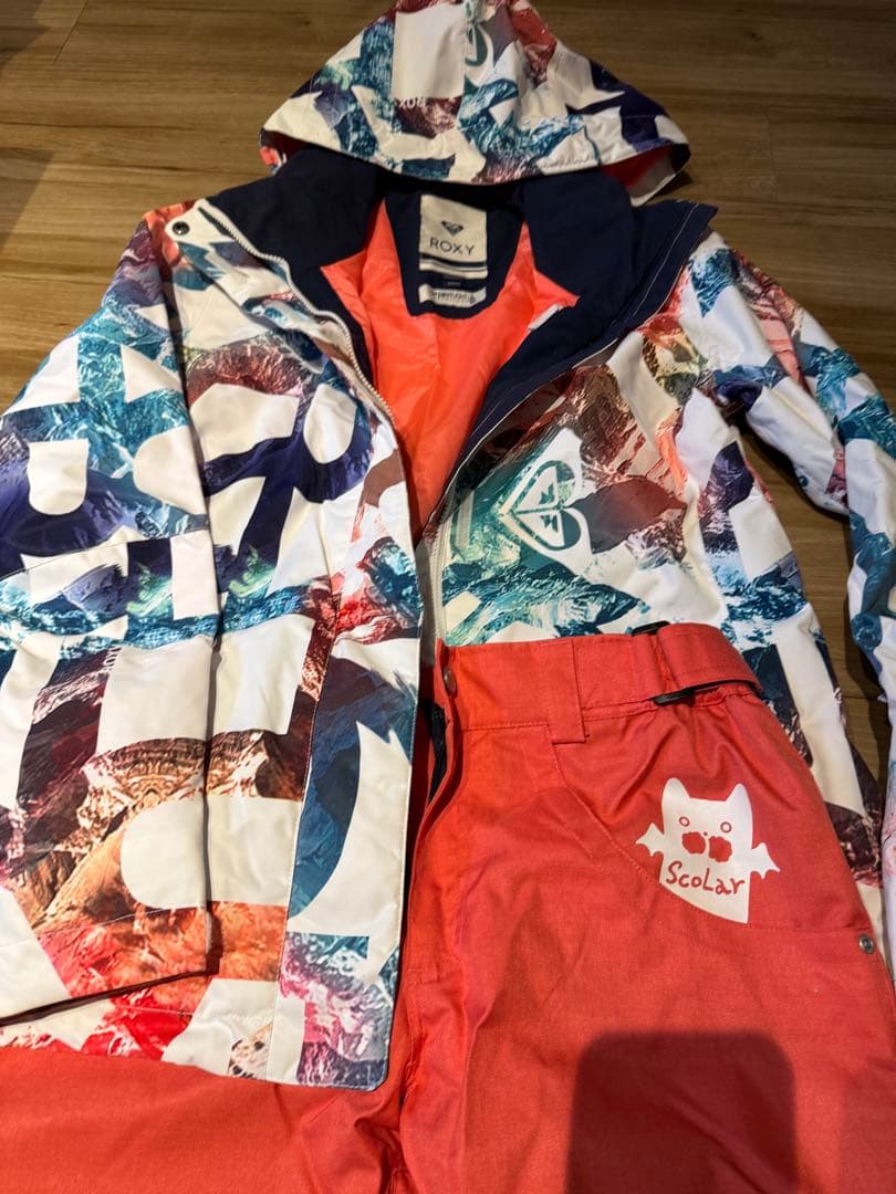 ROXYスノーボードウェア 手袋、ゴーグル、リフト券入5点セット