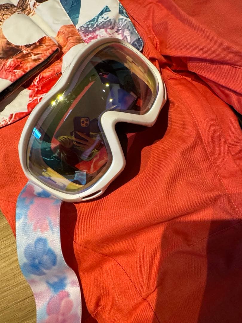 ROXYスノーボードウェア 手袋、ゴーグル、リフト券入5点セット