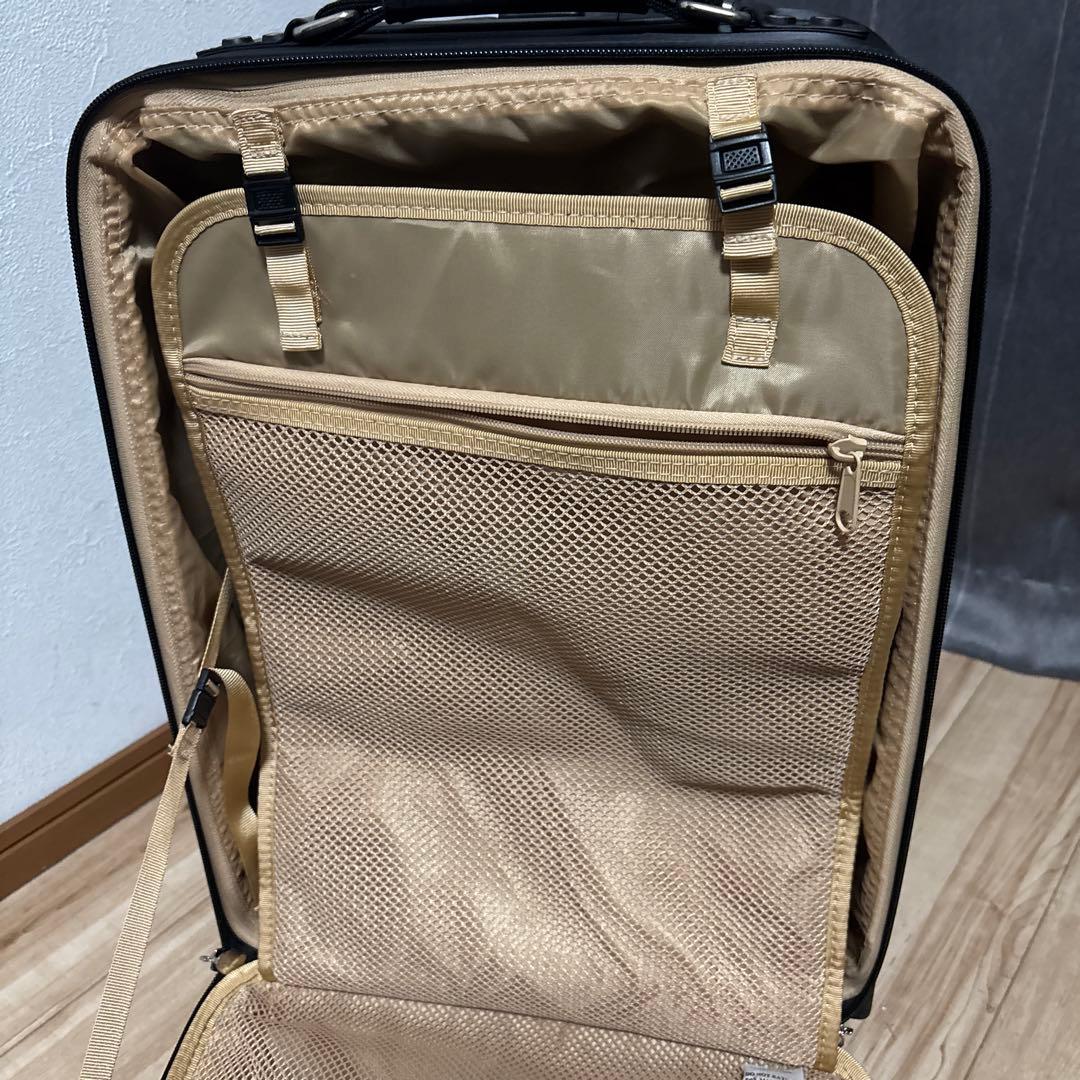 スワニー　キャリーバッグ　エナメル　黒　美品寄り　最安値