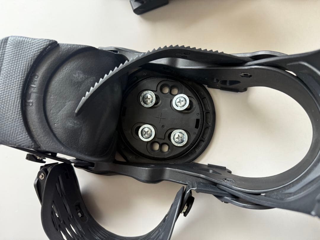 美品⭐︎NOW ビンディング　Sサイズ