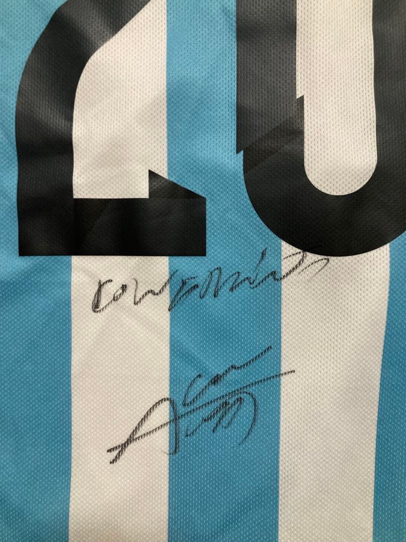 新品タグ付き】アルゼンチン代表2015ホームユニフォーム20番コレア直筆