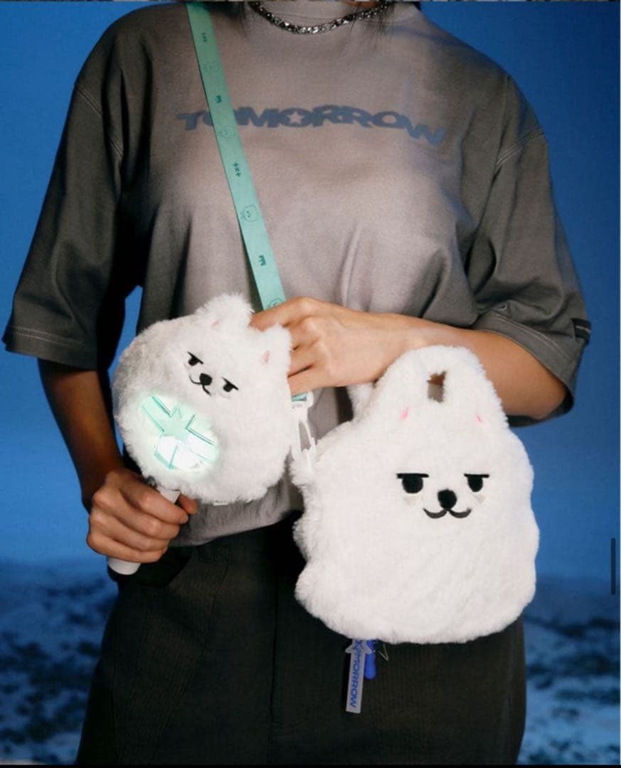 TXT ヒュニンカイ クロスバッグ フムニャリン プルバトゥ PPULBATU