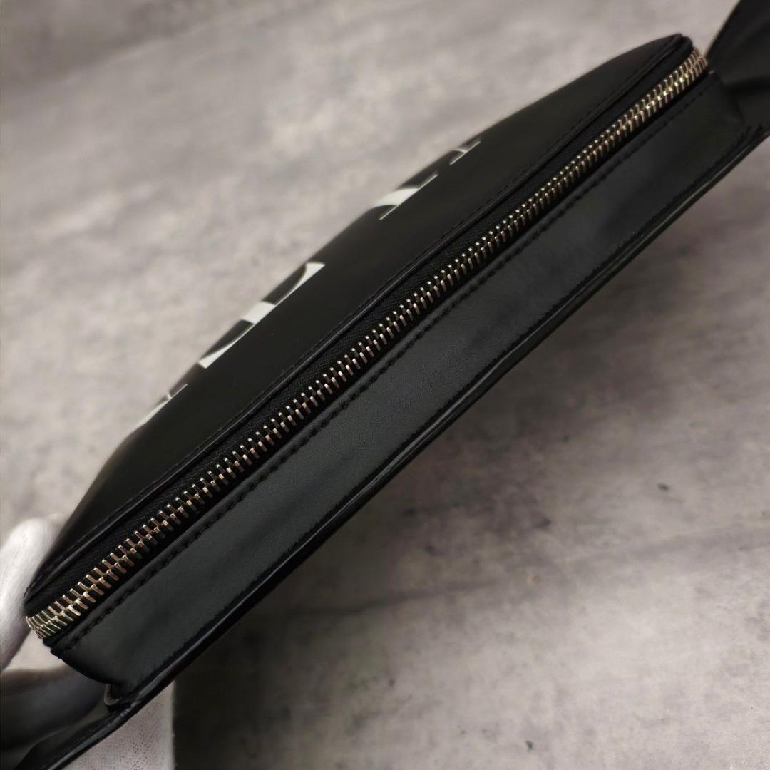 【正規品・極美品】VALENTINO ボディバッグ VLTN スタッズ ブラック