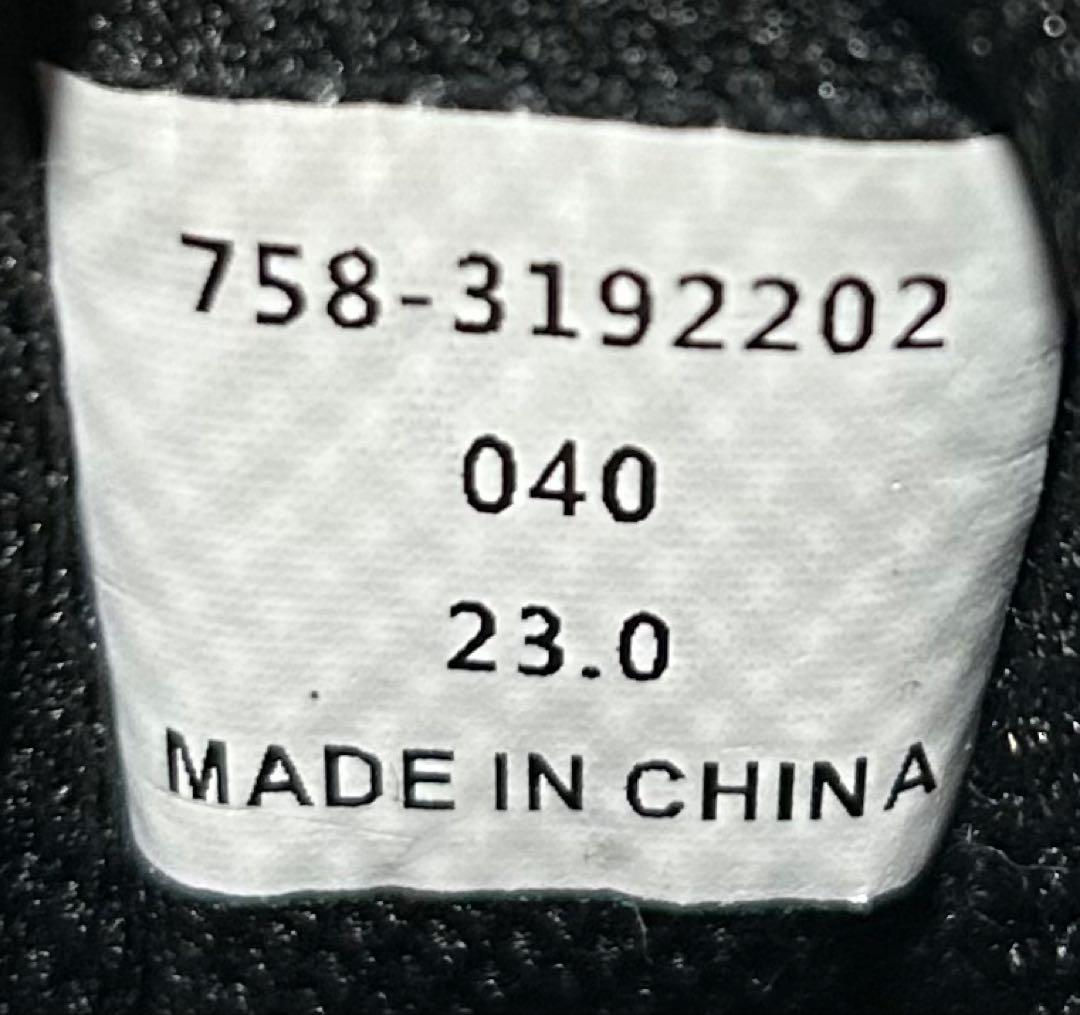 新品 パーリーゲイツ マスターバニー スパイクレス ゴルフシューズ 23㎝