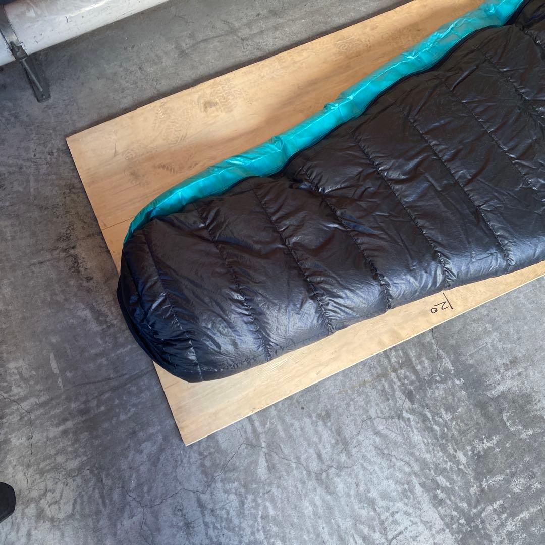 ウエスタンマウンテニアリング　寝袋