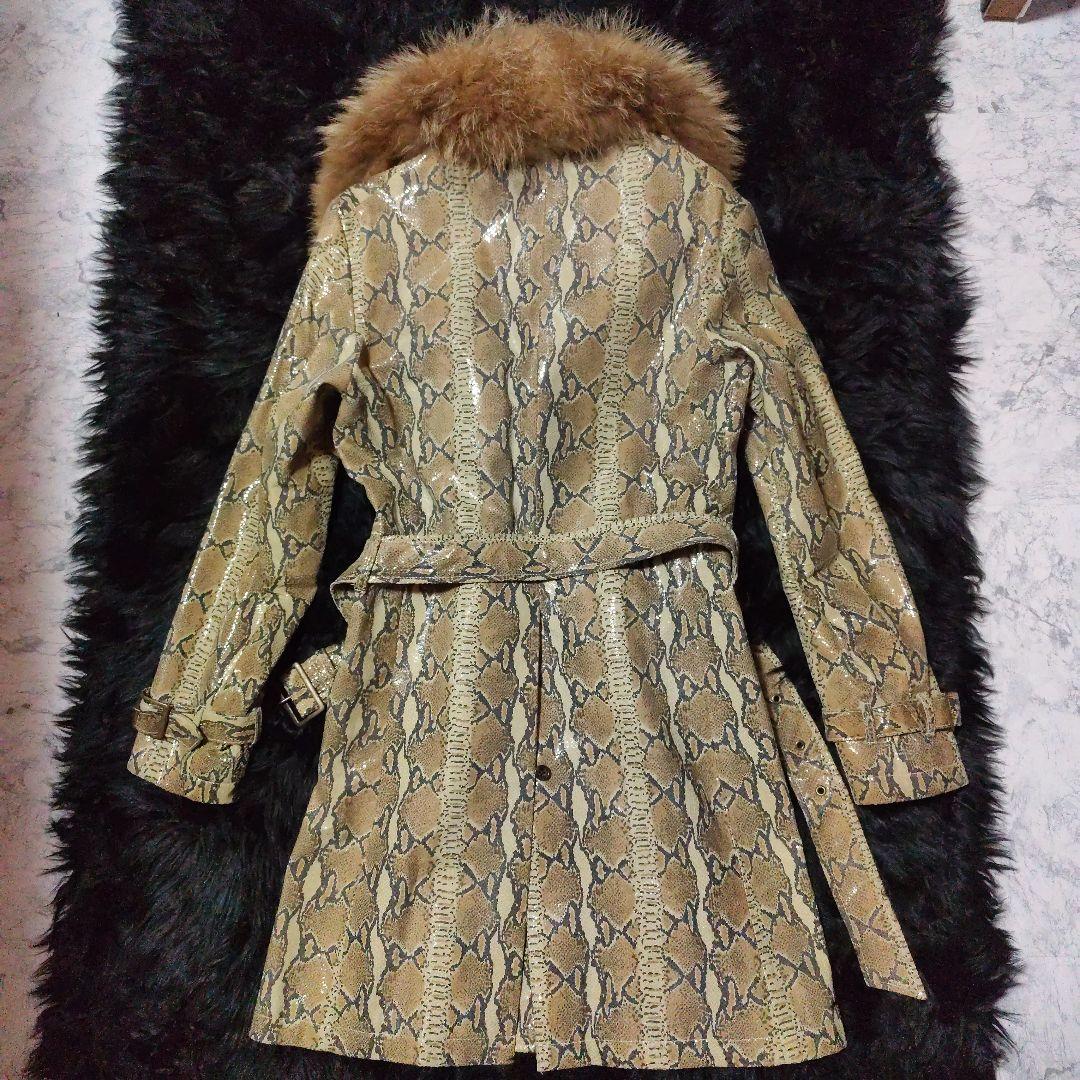 希少 トルネードマート ヘビ柄 ラクーンファー本革（豚革）トレンチ