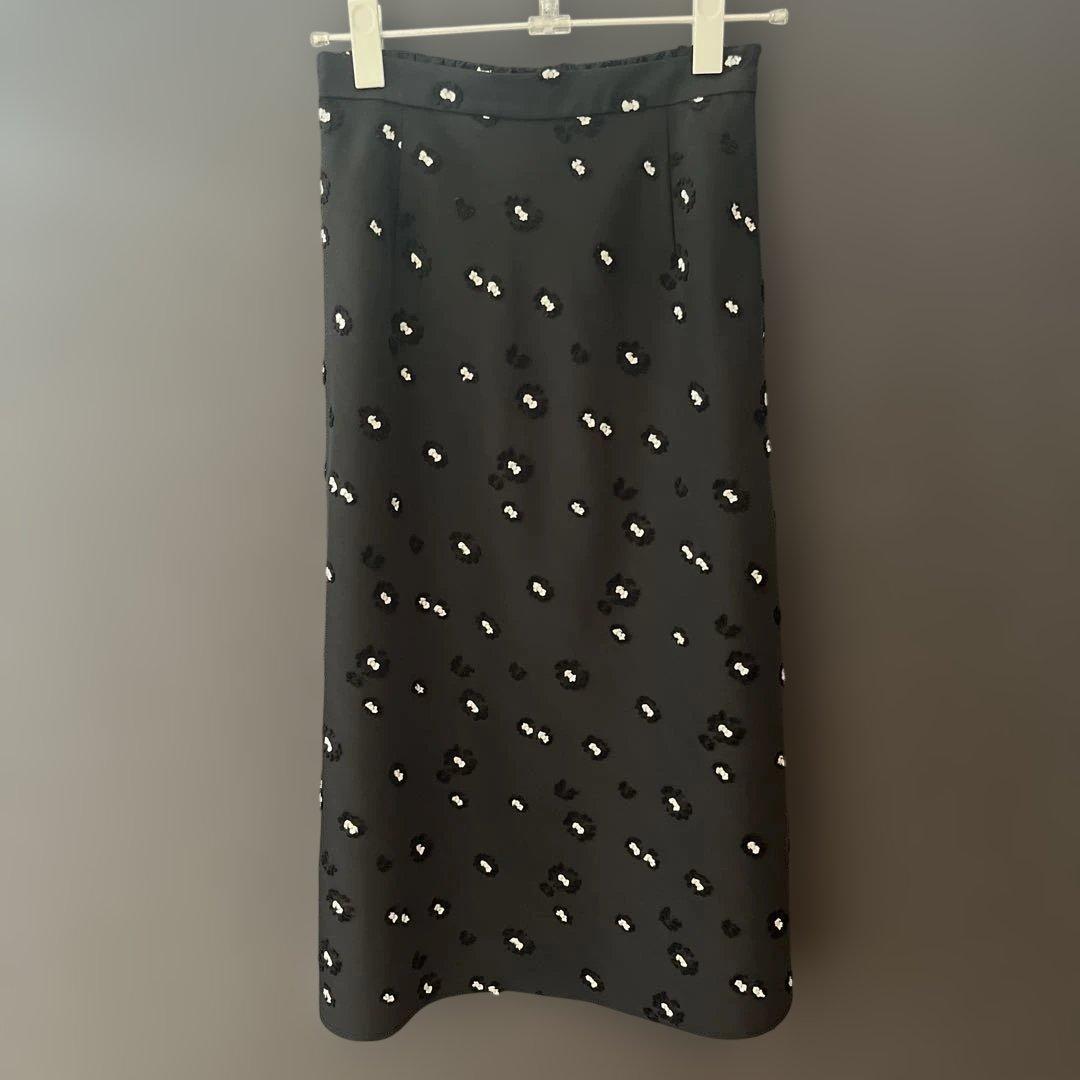 ユナイテッドアローズ サテンフラワージャガードスカート