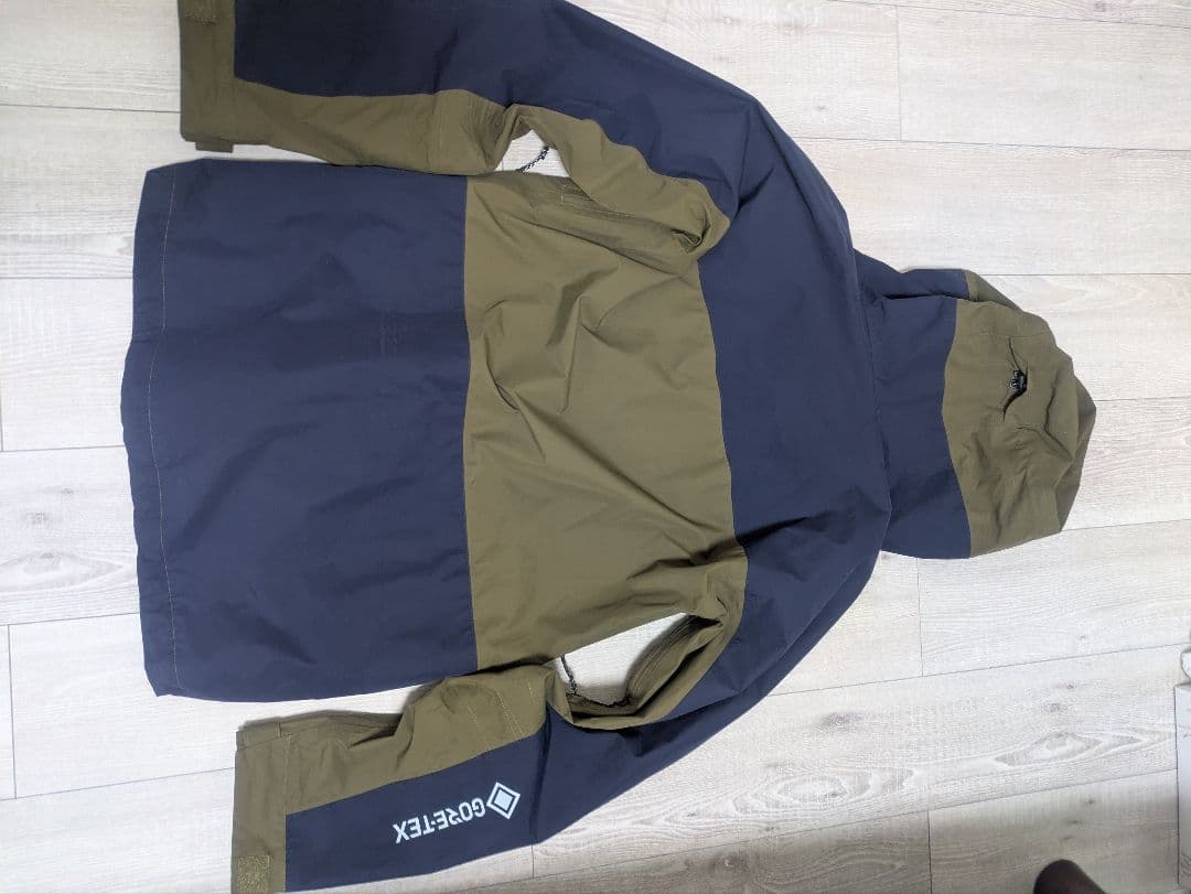 adidas GORE-TEX スノーボード スキーウェア ジャケット Mサイズ