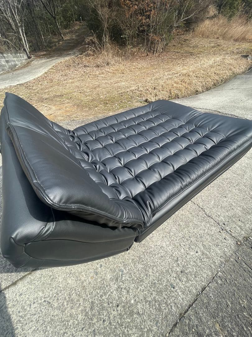 黒い合成皮革ソファベッド