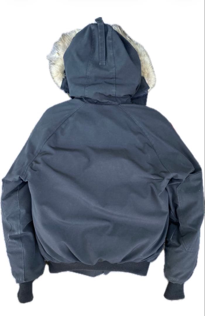 カナダグース　チリワックボンバー　  ダウンジャケット