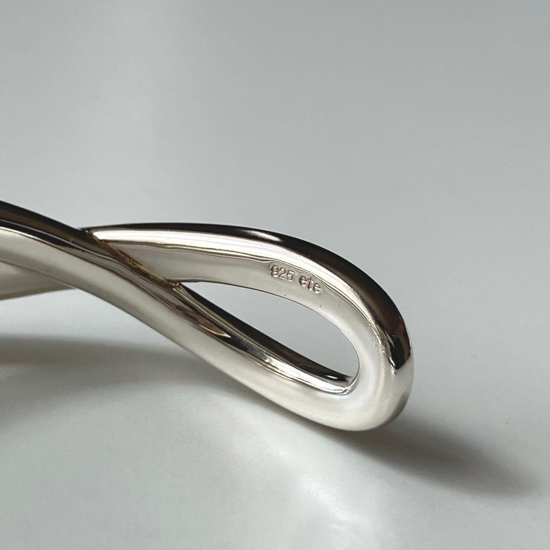 ete ボリューム クロス バングル シルバー