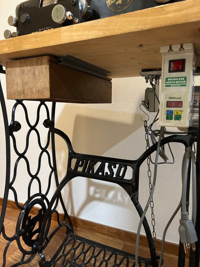 革漉き機 ニッピ NIPPY NP-1 レザークラフト NIPPY ニッピ 皮漉機