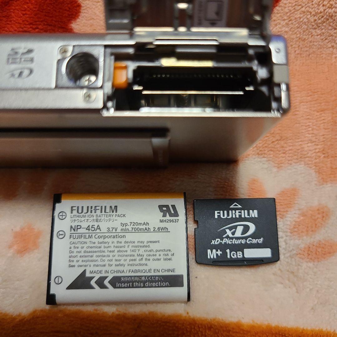 FUJIFILM FINEPIX Z200fd 富士フイルム ファインピクス