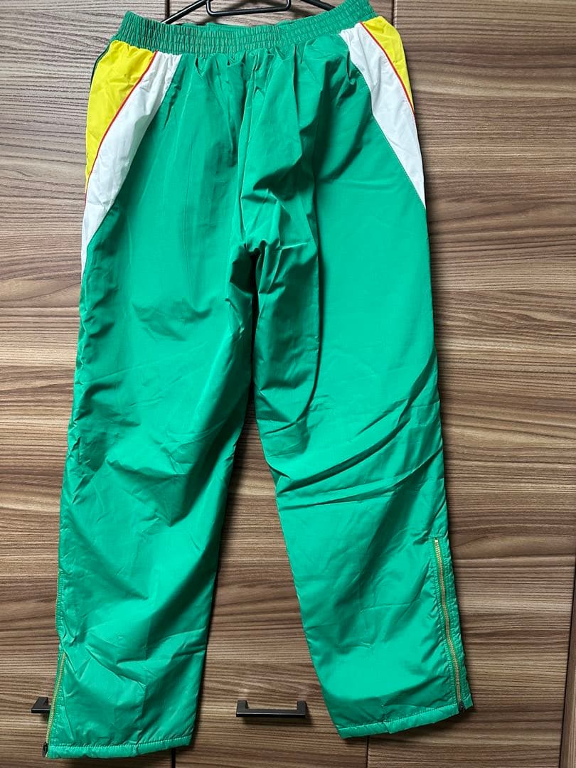 出品し直しましたので、こちらからご購入ください。 よろしくお願いいたします。