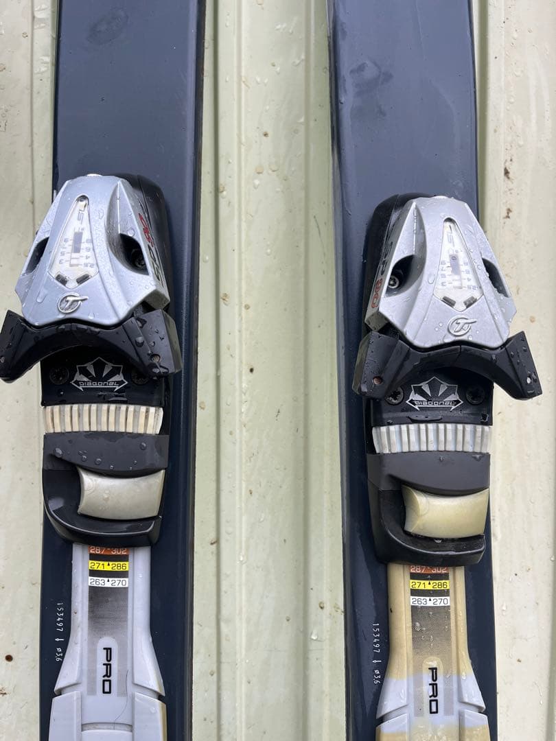 snow carvingT540X 150cm TYROLIA SP90ストック