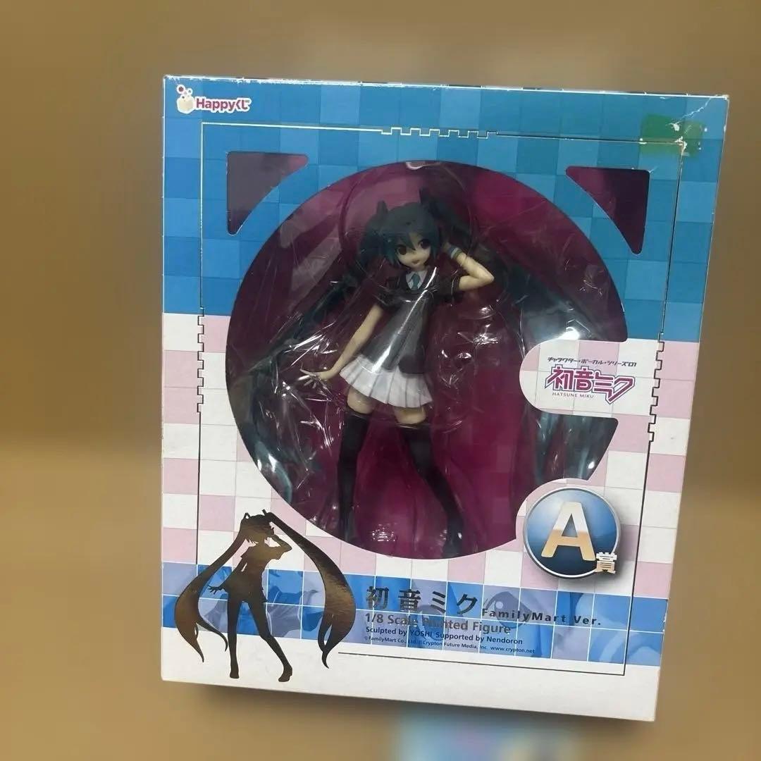 ハッピーくじ A賞 初音ミク FamilyMart ver 1/8 フィギュア