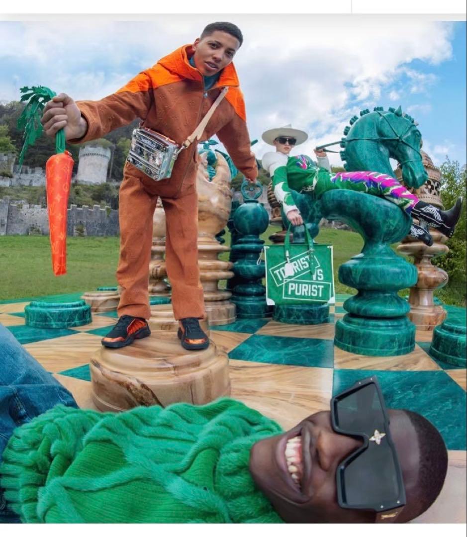 美品 ルイヴィトン デニムジャケット モノグラムエンボス加工