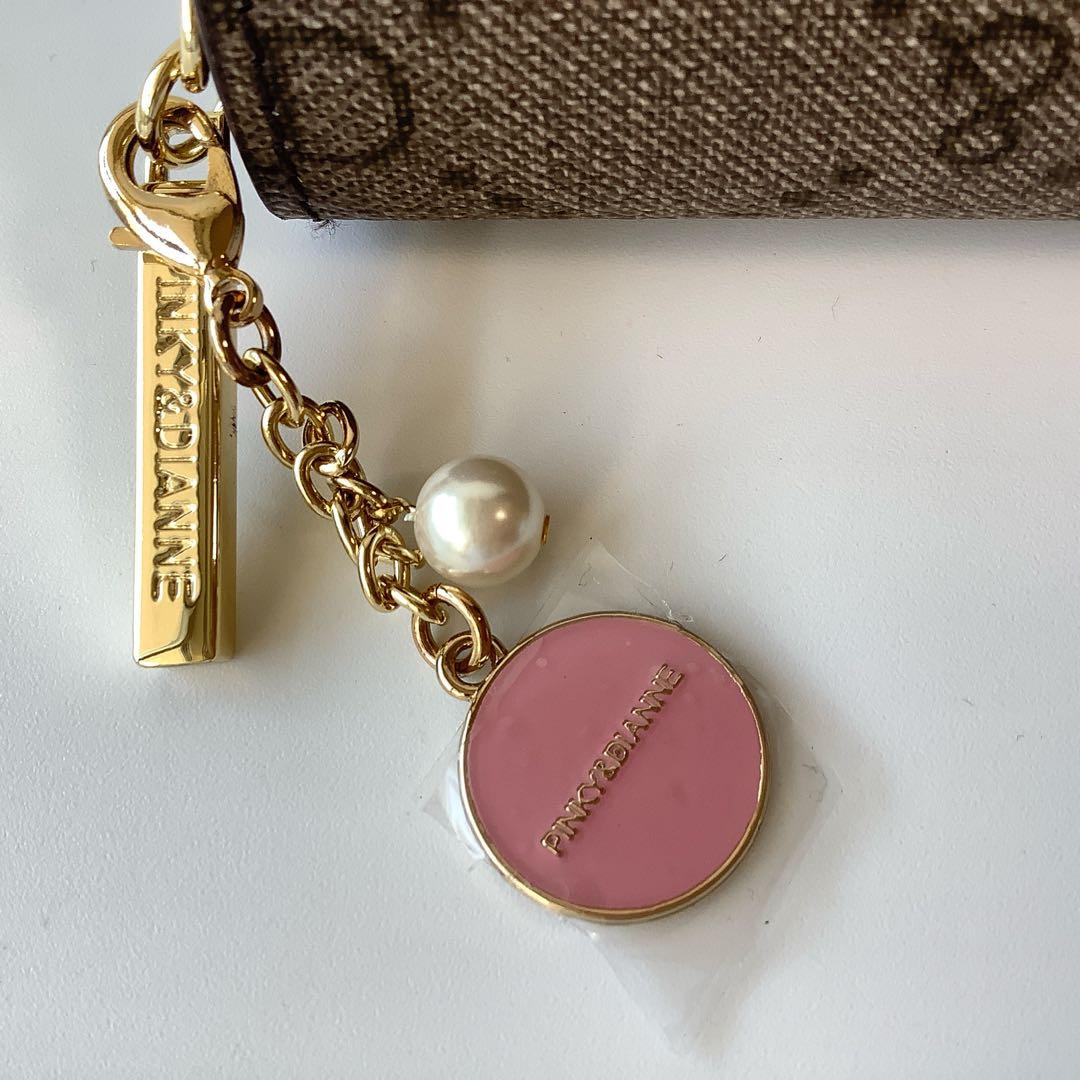 新品★ピンキー＆ダイアン★フラワーペイントラウンドファスナー長財布★茶系