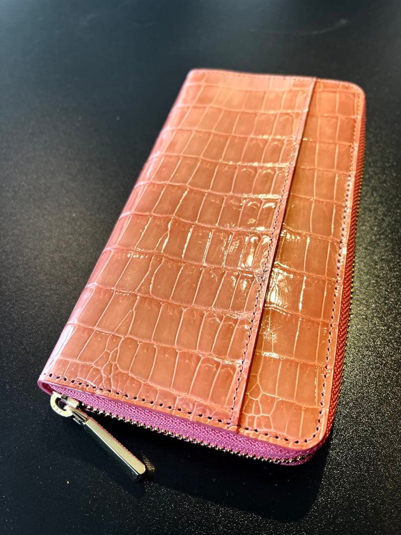 ヘンローン社製 クロコダイルシャイニー ワニ革ロングウォレット