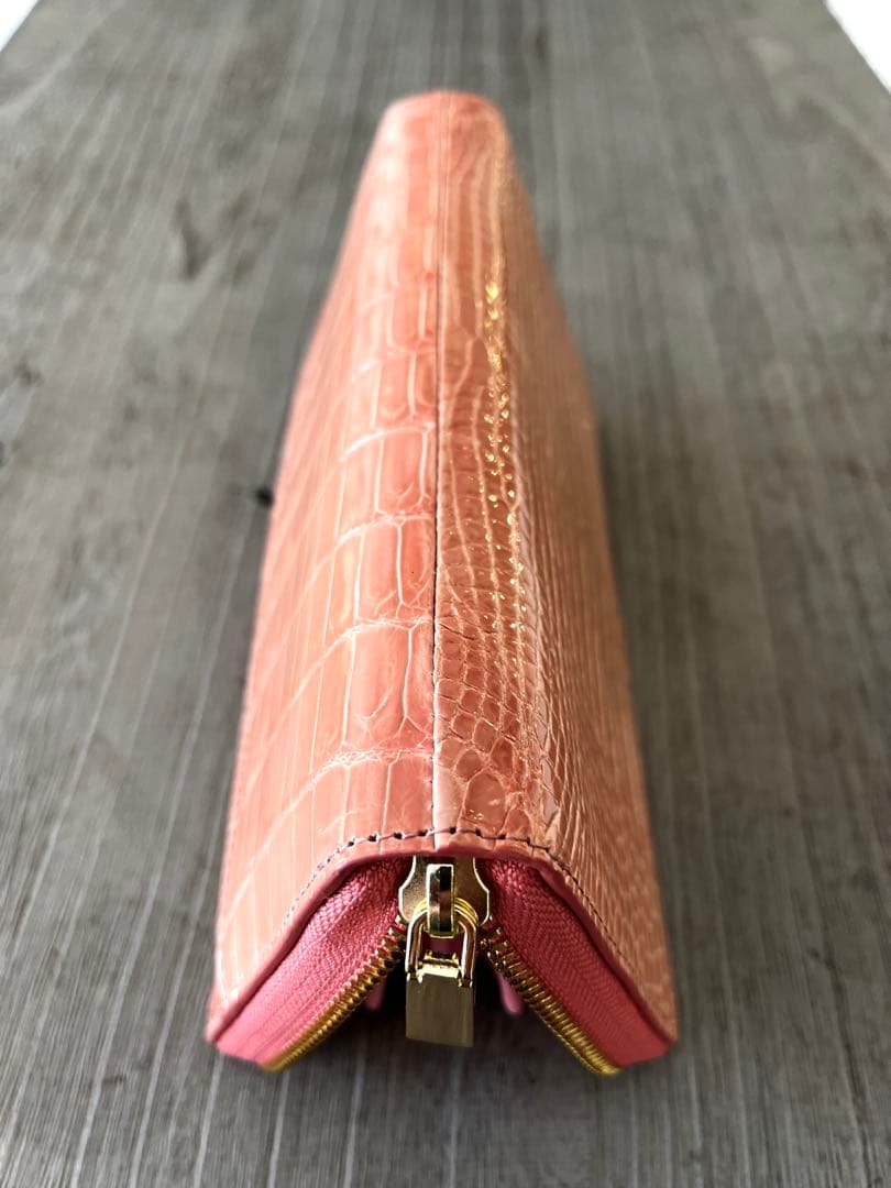 ヘンローン社製 クロコダイルシャイニー ワニ革ロングウォレット