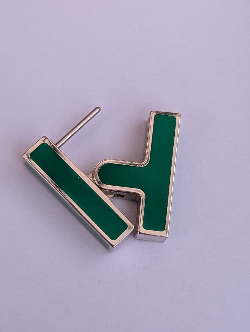 エルメス Hバスキュール 片耳ピアス グリーン 箱付き 美品 - メルカリ