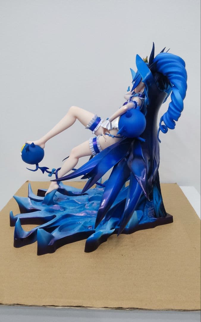 ボンバーガール アクア AMAKUNI フィギュア