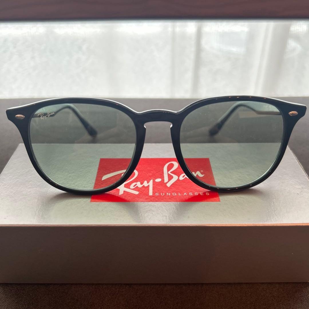 【新品未使用】レイバン RB4259F 601/2 Ray-Ban 正規品
