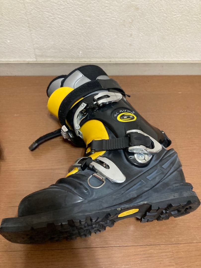 SCARPA T1テレマークブーツ