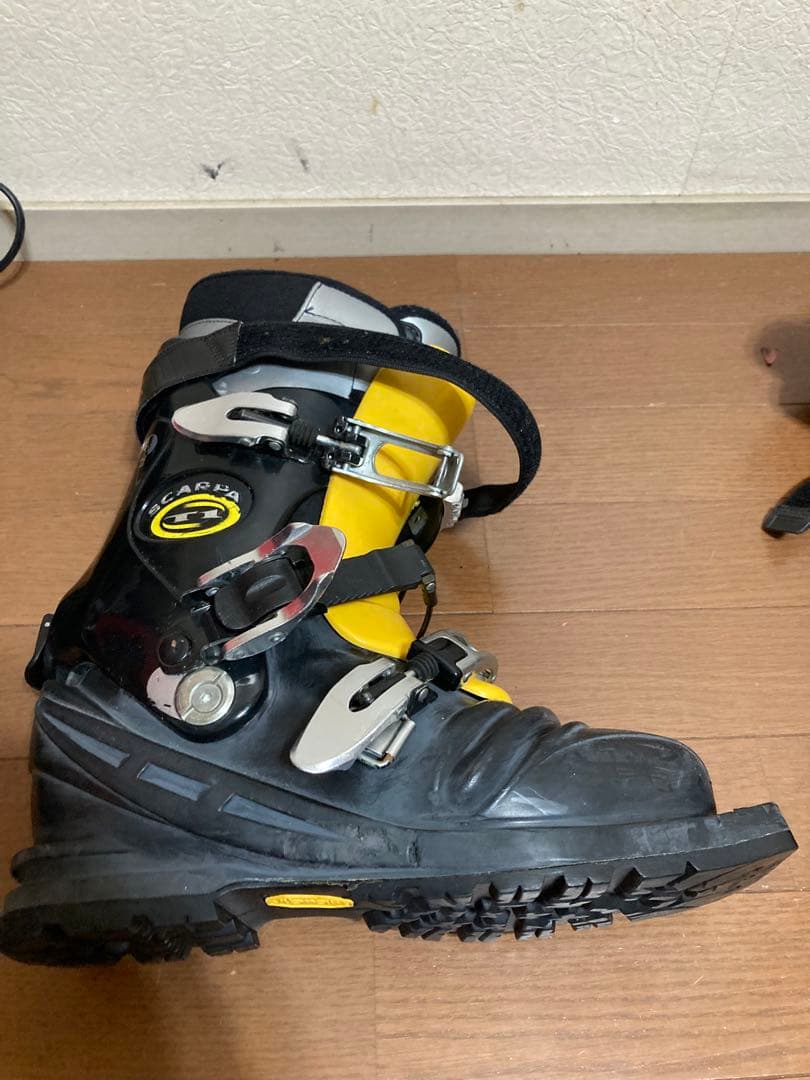 SCARPA T1テレマークブーツ