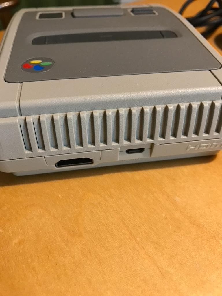 ニンテンドークラシックミニ セット（ファミコン, スーパーファミコン)ケーブル付