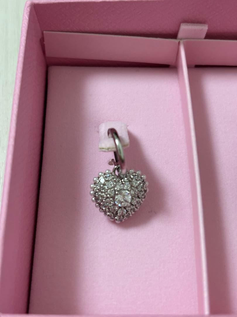 スワロフスキー　IDYLLIA パール　ホワイト　ハート　ピアス