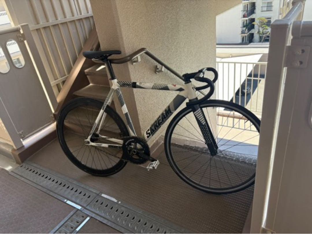 年末年始20%オフです。日本未売カラー　SKREAM SPRINT V3